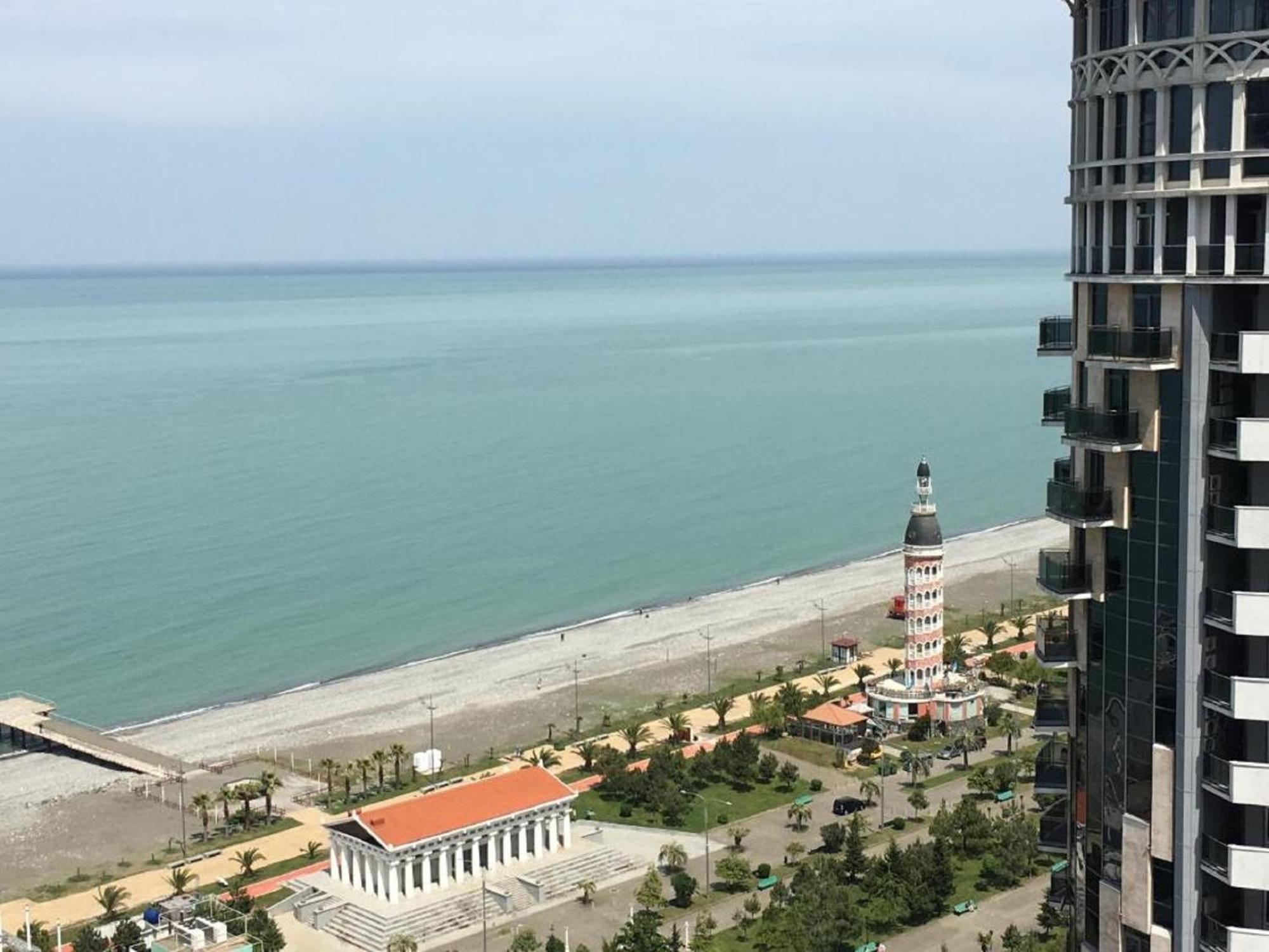 Apart Hotel Black Sea Towers Batumi Esterno foto