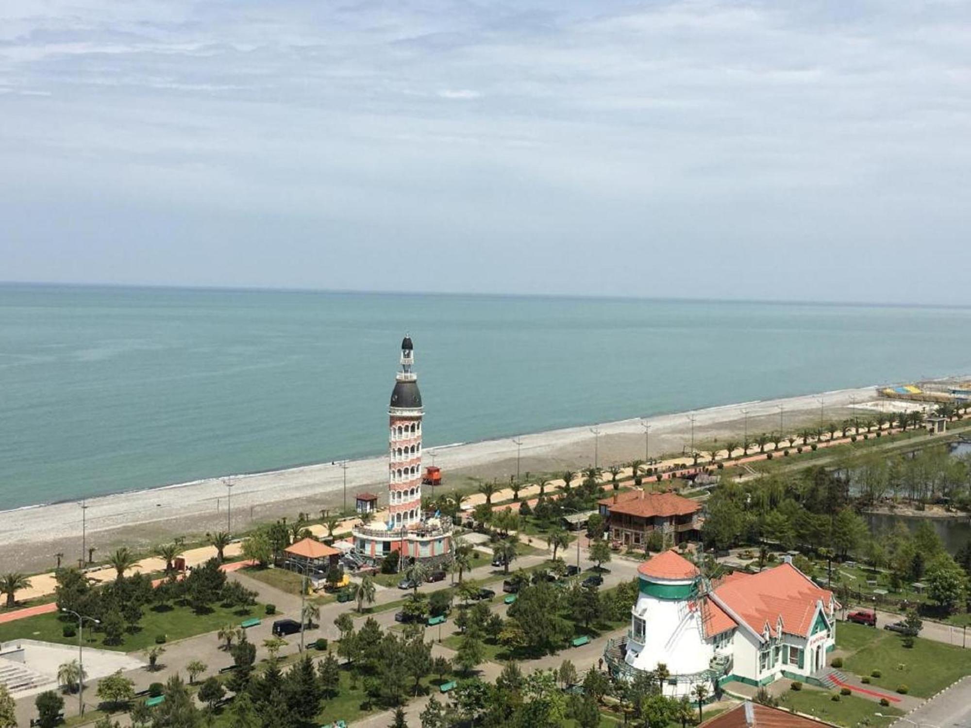 Apart Hotel Black Sea Towers Batumi Esterno foto